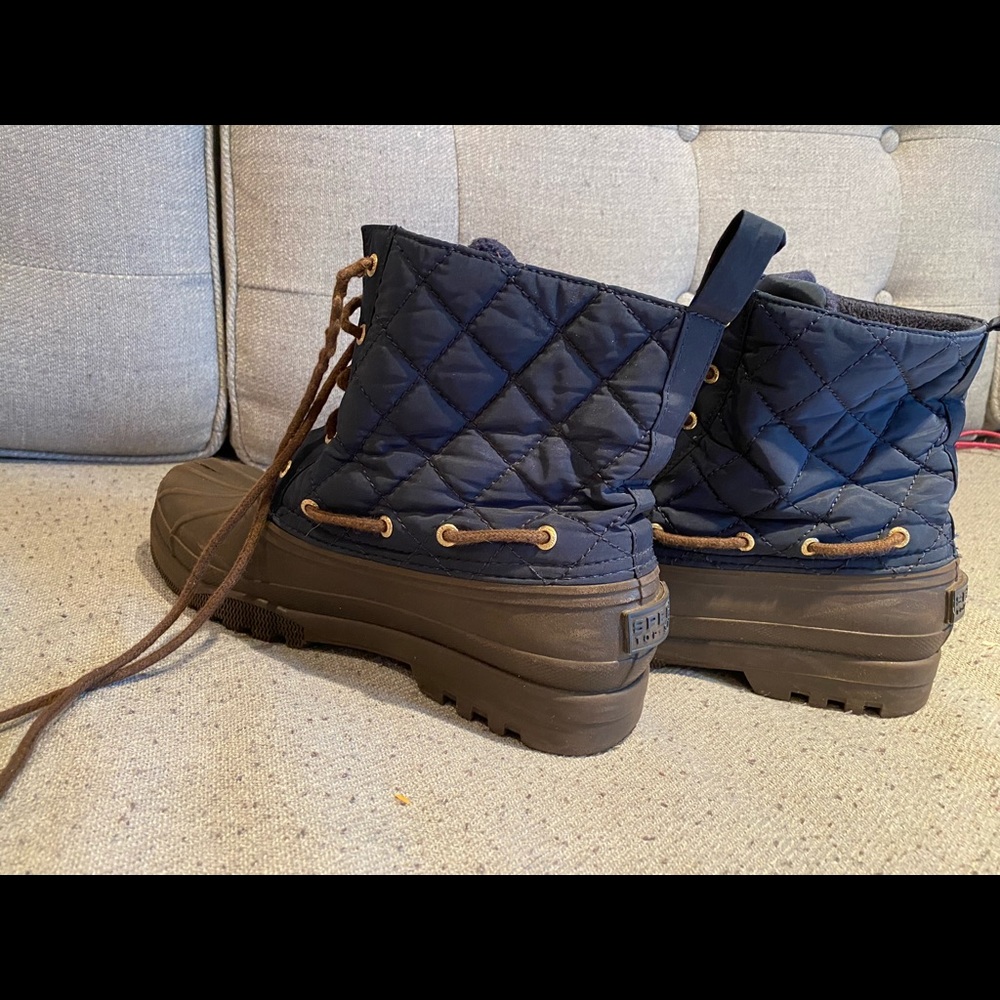 Woman’s Sperry Saltwater Quilted Duck Boots - Sz9 - Picture 4 of 6